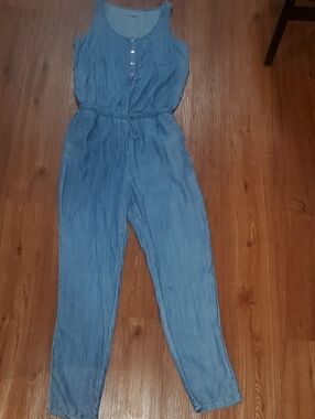 Cisono Light Blue Denim-Style Sleeveless Jumpsuit